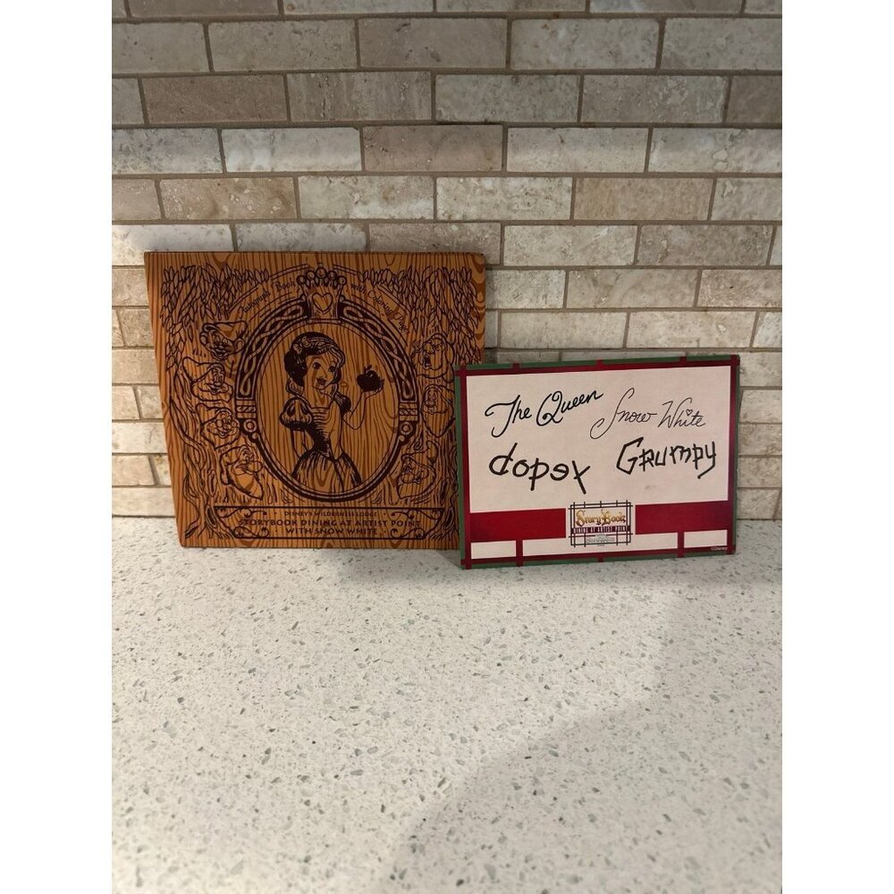 Disney World Wilderness Lodge Artist Point Snow White Autograph Book
